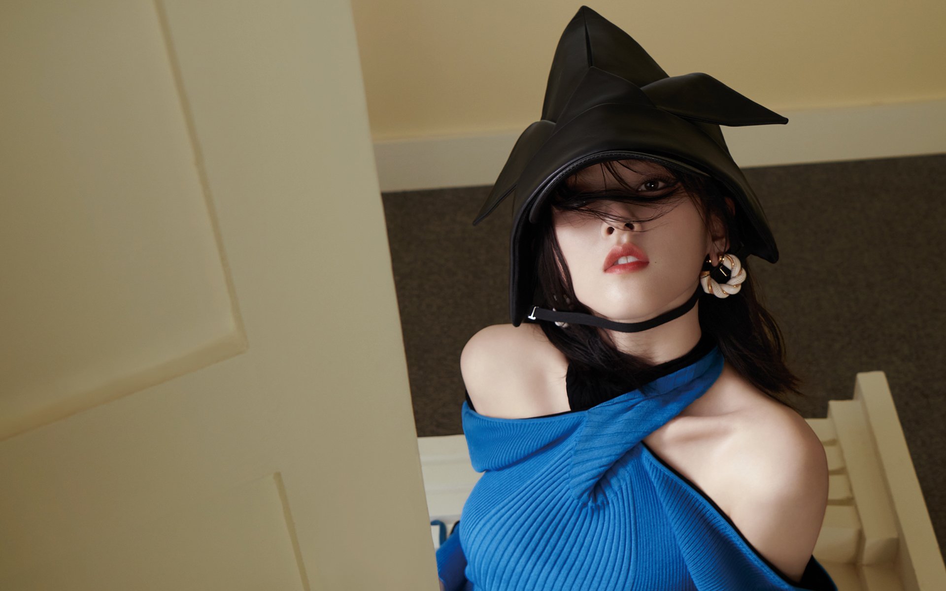 切尔西中路传导撕裂密集防线，切尔西传奇中锋