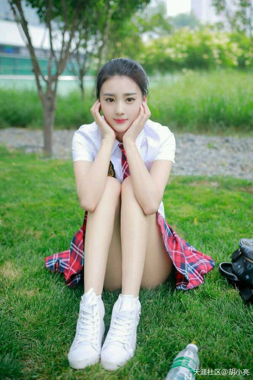 中学篮球加强篮球基本功训练提升学生技术水平，中学篮球基础训练